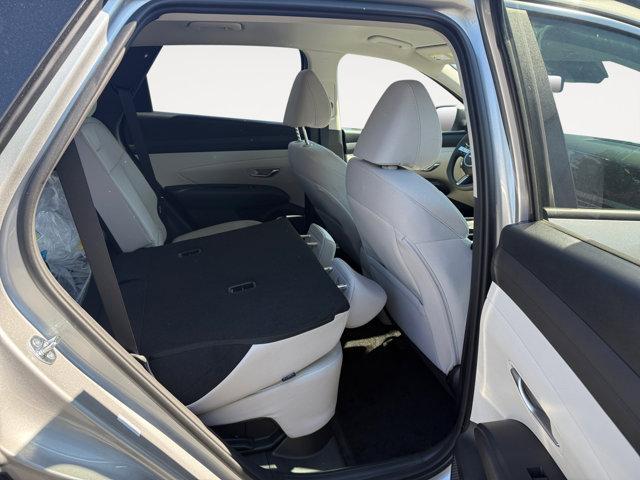 new 2025 Hyundai TUCSON Hybrid car, priced at $34,985
