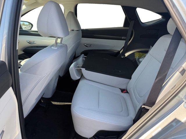new 2025 Hyundai TUCSON Hybrid car, priced at $34,985