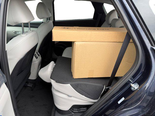 new 2025 Hyundai TUCSON Hybrid car, priced at $38,590