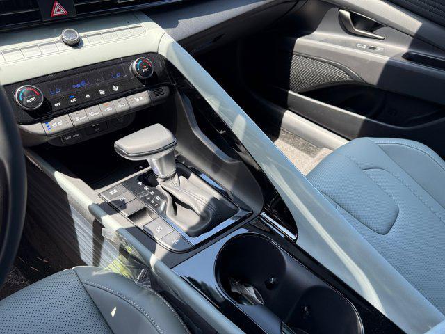 new 2025 Hyundai Elantra car, priced at $30,555