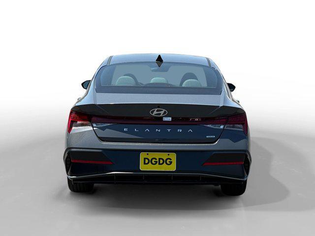 new 2025 Hyundai Elantra car, priced at $30,555