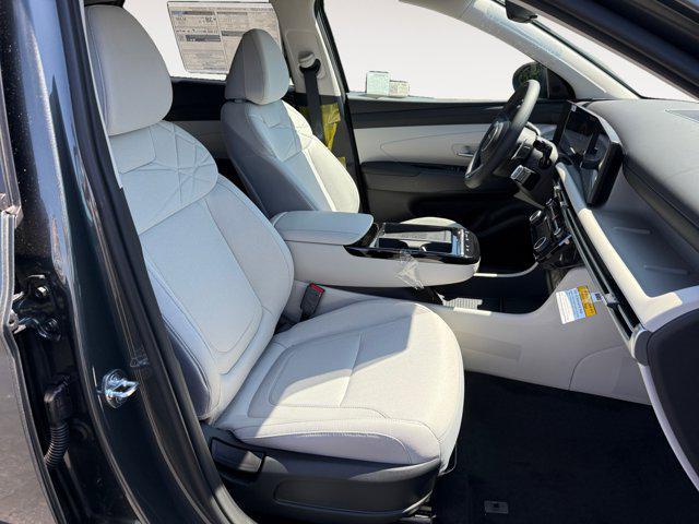 new 2025 Hyundai TUCSON Hybrid car, priced at $35,155