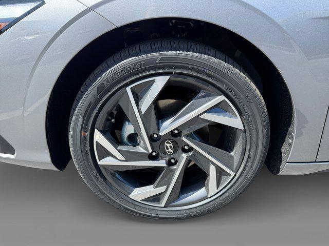 new 2025 Hyundai Elantra car, priced at $28,700