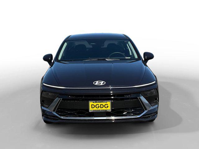 new 2025 Hyundai Sonata Hybrid car, priced at $33,000