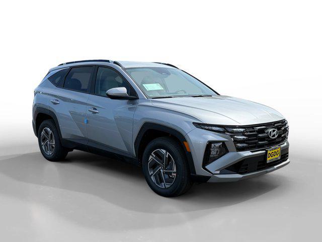 new 2025 Hyundai TUCSON Hybrid car, priced at $34,915