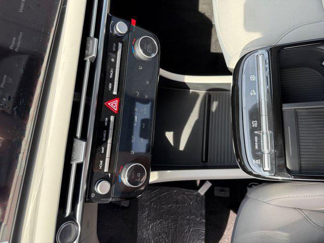 new 2025 Hyundai TUCSON Hybrid car, priced at $34,915