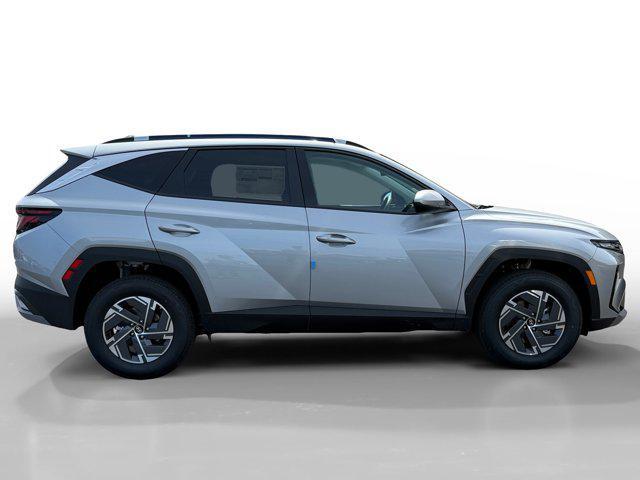 new 2025 Hyundai TUCSON Hybrid car, priced at $34,915