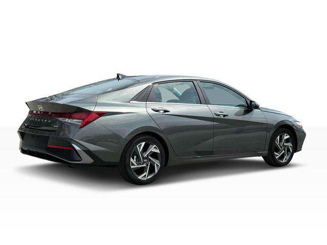 new 2025 Hyundai Elantra car, priced at $31,085