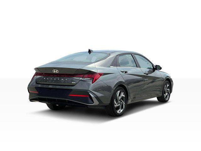 new 2025 Hyundai Elantra car, priced at $31,085