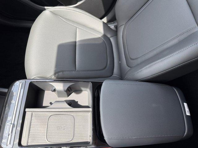 new 2025 Hyundai TUCSON Hybrid car, priced at $38,505