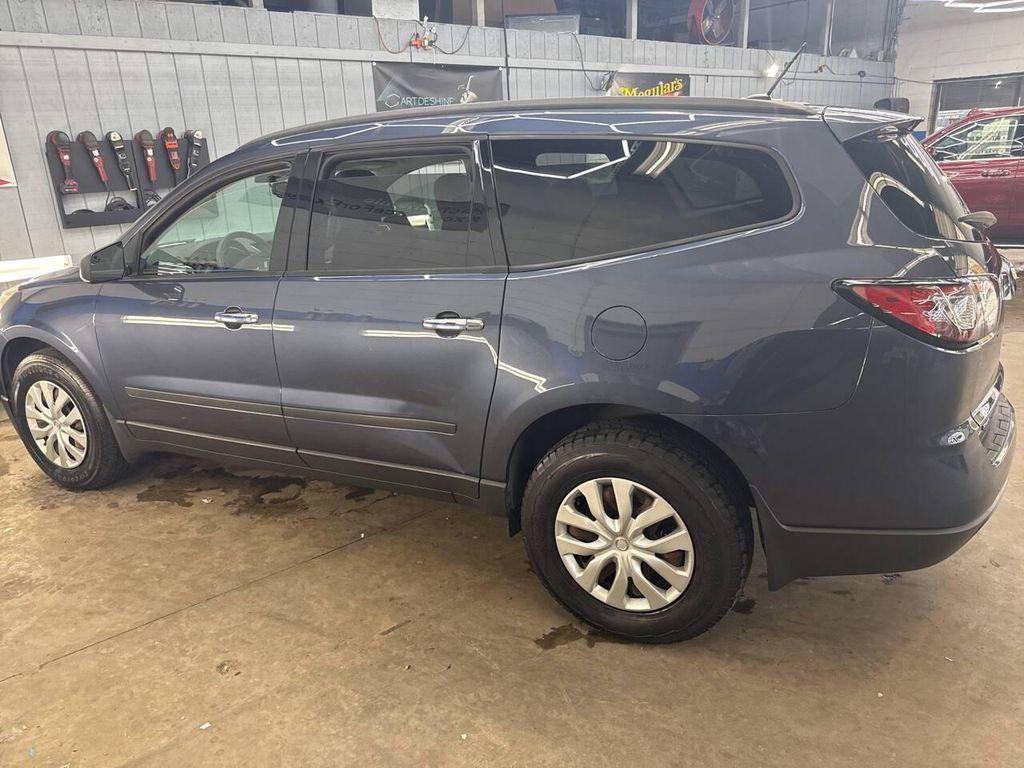 used 2013 Chevrolet Traverse car, priced at $6,500