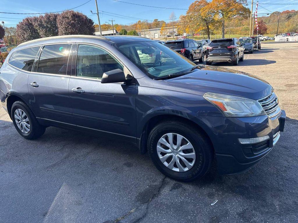 used 2013 Chevrolet Traverse car, priced at $6,500