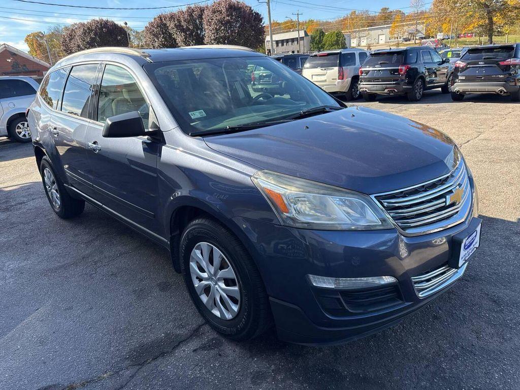 used 2013 Chevrolet Traverse car, priced at $6,500