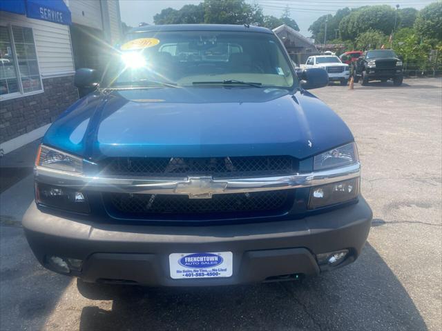 used 2006 Chevrolet Avalanche car, priced at $8,999