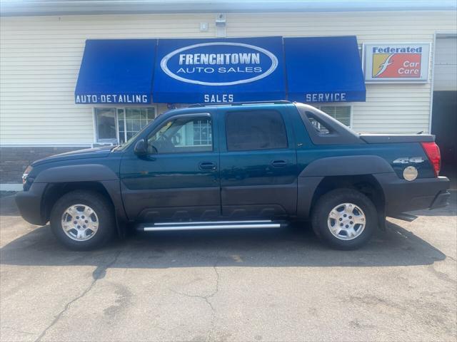 used 2006 Chevrolet Avalanche car, priced at $8,999