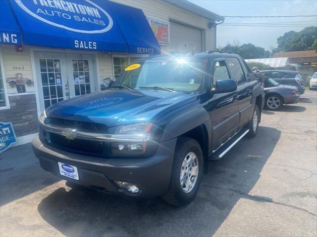 used 2006 Chevrolet Avalanche car, priced at $8,999