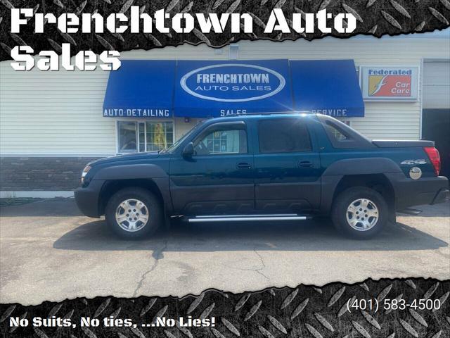 used 2006 Chevrolet Avalanche car, priced at $8,999