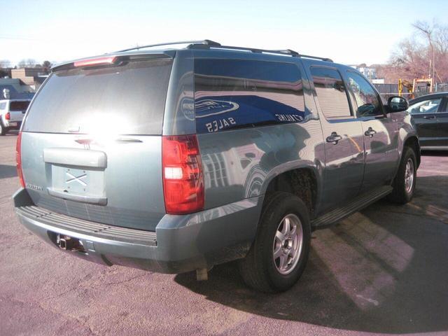 used 2009 Chevrolet Suburban car, priced at $8,850