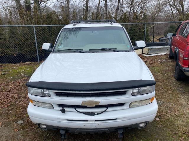 used 2004 Chevrolet Suburban car, priced at $4,998