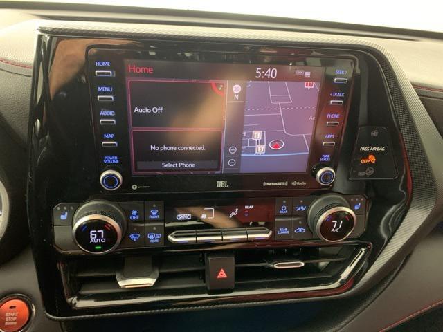 used 2022 Toyota Highlander car, priced at $31,603