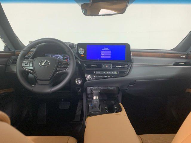 new 2025 Lexus ES 300h car, priced at $51,424
