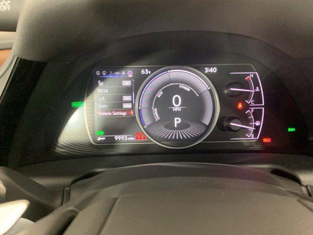 new 2025 Lexus ES 300h car, priced at $51,424