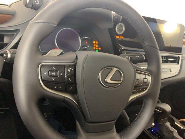 new 2025 Lexus ES 350 car, priced at $46,669