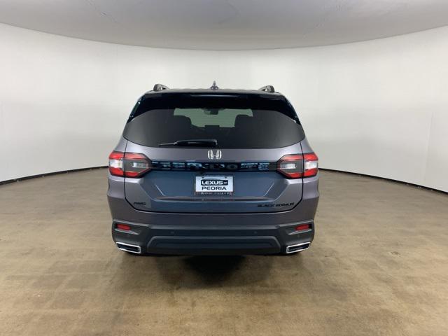 used 2025 Honda Pilot car, priced at $52,819