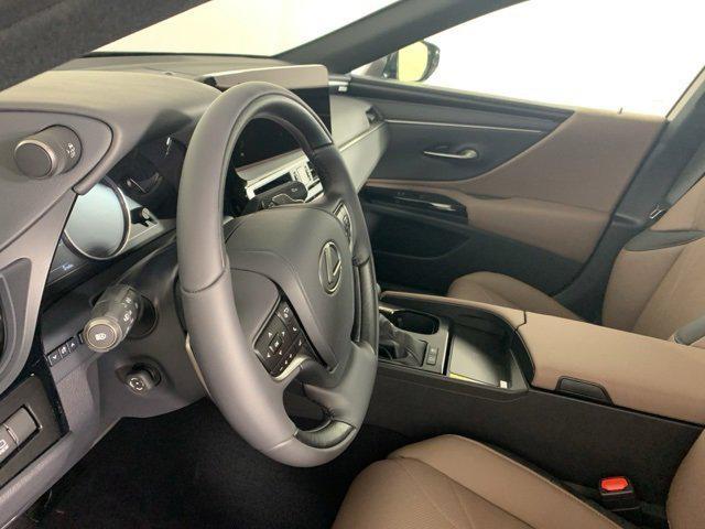 new 2025 Lexus ES 300h car, priced at $53,659