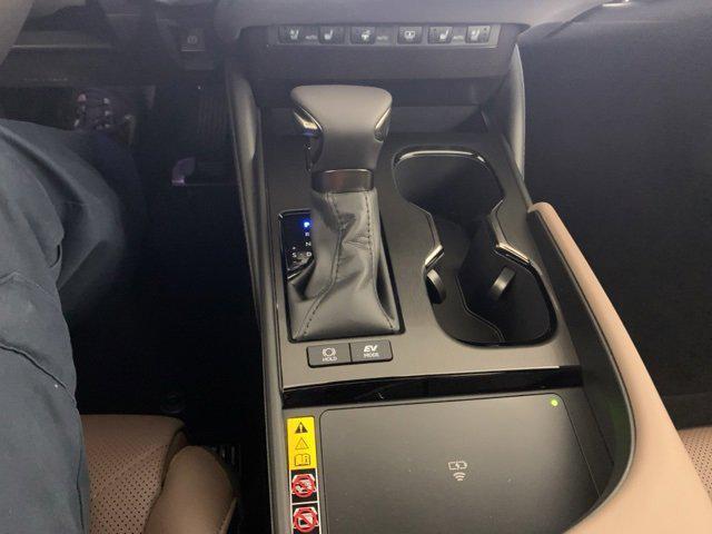 new 2025 Lexus ES 300h car, priced at $53,659