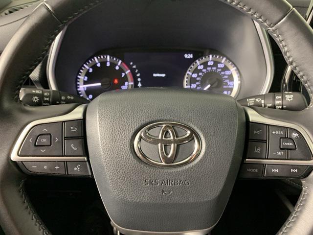 used 2024 Toyota Highlander car, priced at $39,832