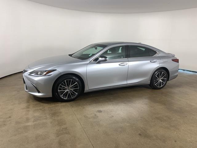 used 2024 Lexus ES 250 car, priced at $40,397