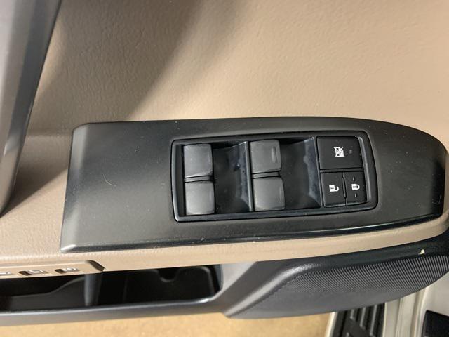 used 2022 Lexus GX 460 car, priced at $54,294