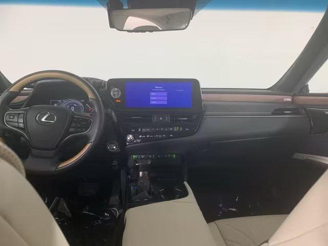 used 2025 Lexus ES 300h car, priced at $51,599