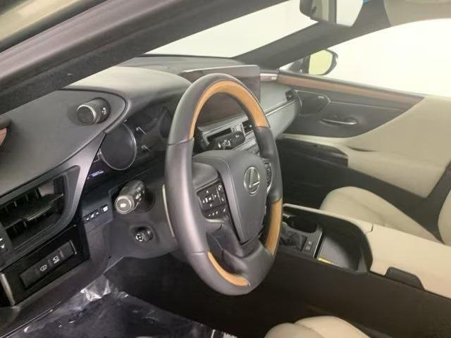 used 2025 Lexus ES 300h car, priced at $51,599