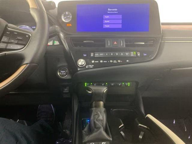used 2025 Lexus ES 300h car, priced at $51,599