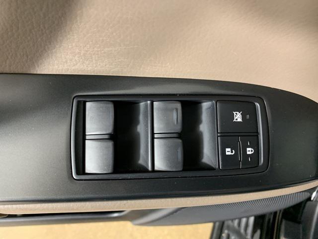 used 2023 Lexus GX 460 car, priced at $56,536