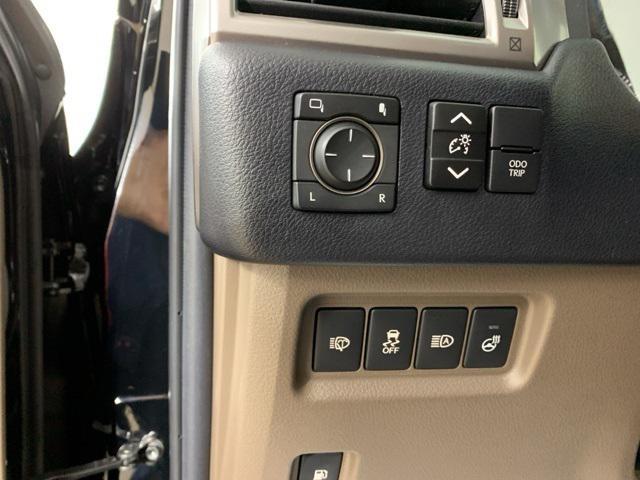 used 2023 Lexus GX 460 car, priced at $56,536