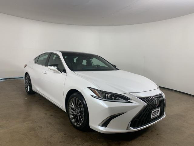 used 2025 Lexus ES 350 car, priced at $47,999