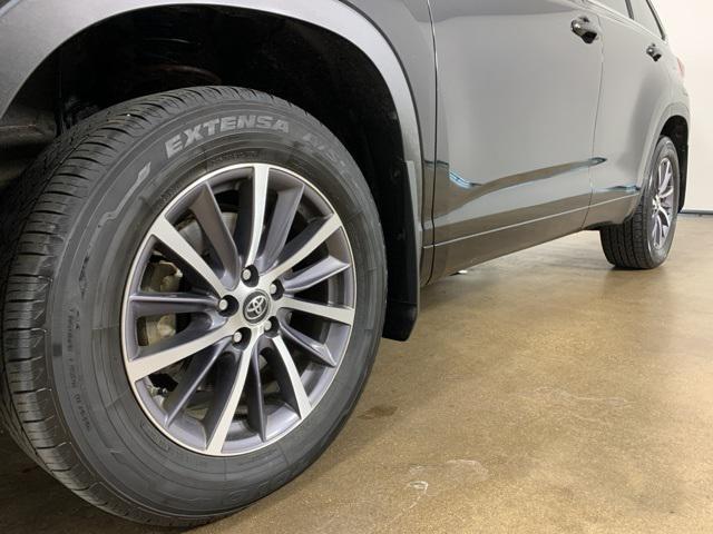 used 2018 Toyota Highlander car, priced at $23,034