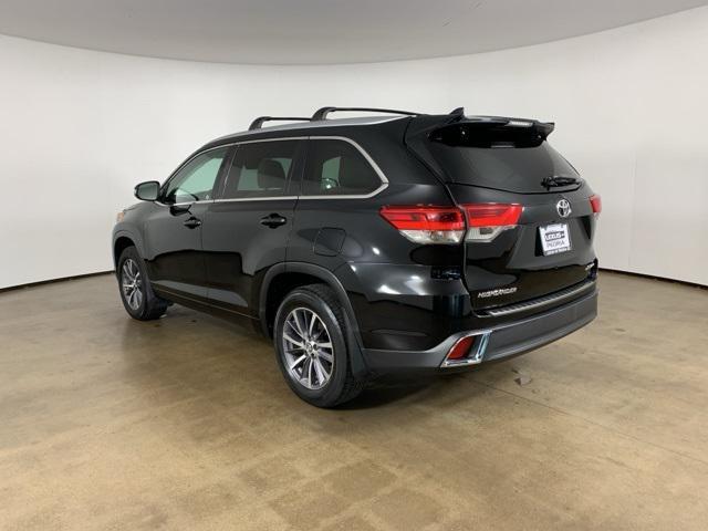 used 2018 Toyota Highlander car, priced at $23,034