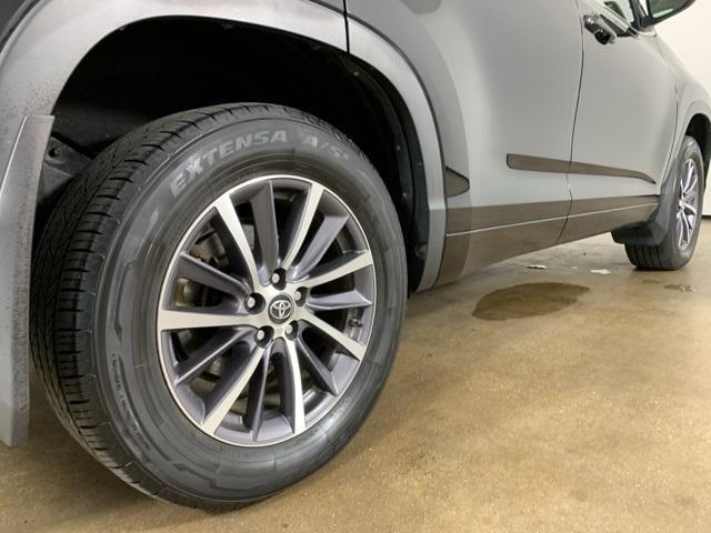 used 2018 Toyota Highlander car, priced at $23,034