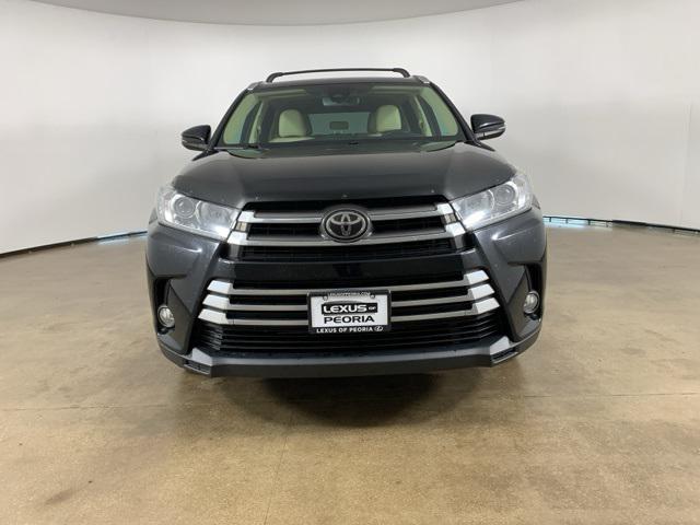 used 2018 Toyota Highlander car, priced at $23,034
