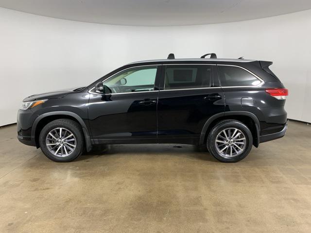 used 2018 Toyota Highlander car, priced at $23,034