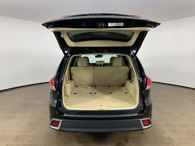 used 2018 Toyota Highlander car, priced at $23,034