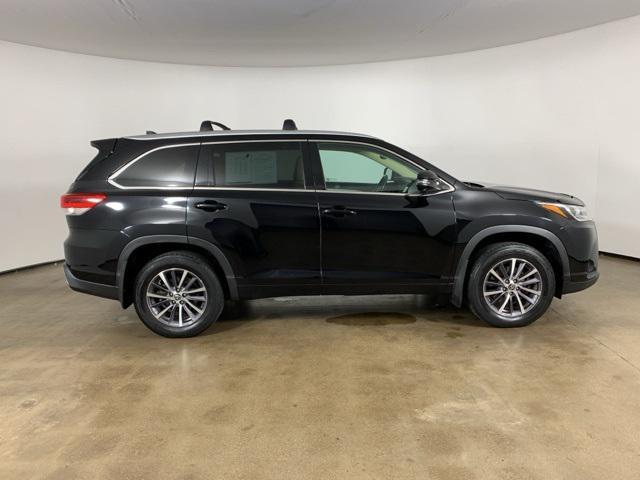 used 2018 Toyota Highlander car, priced at $23,034