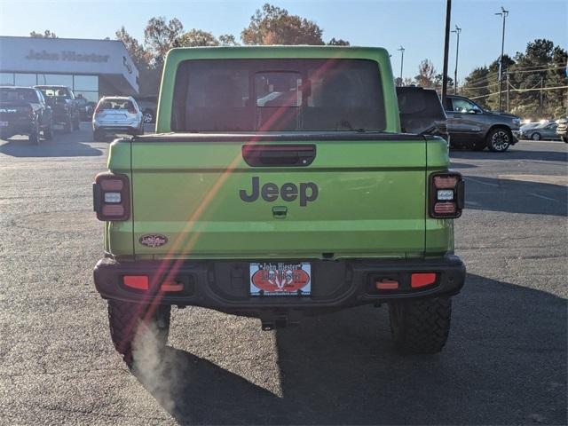 new 2025 Jeep Gladiator car, priced at $57,395
