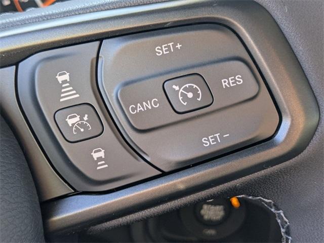 new 2025 Jeep Gladiator car, priced at $57,395