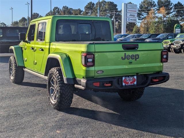 new 2025 Jeep Gladiator car, priced at $57,395