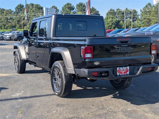 new 2025 Jeep Gladiator car, priced at $41,008